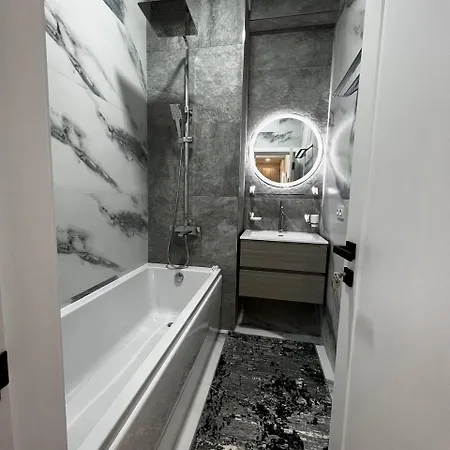 Trnavska Street Modern Apartment Bratislava